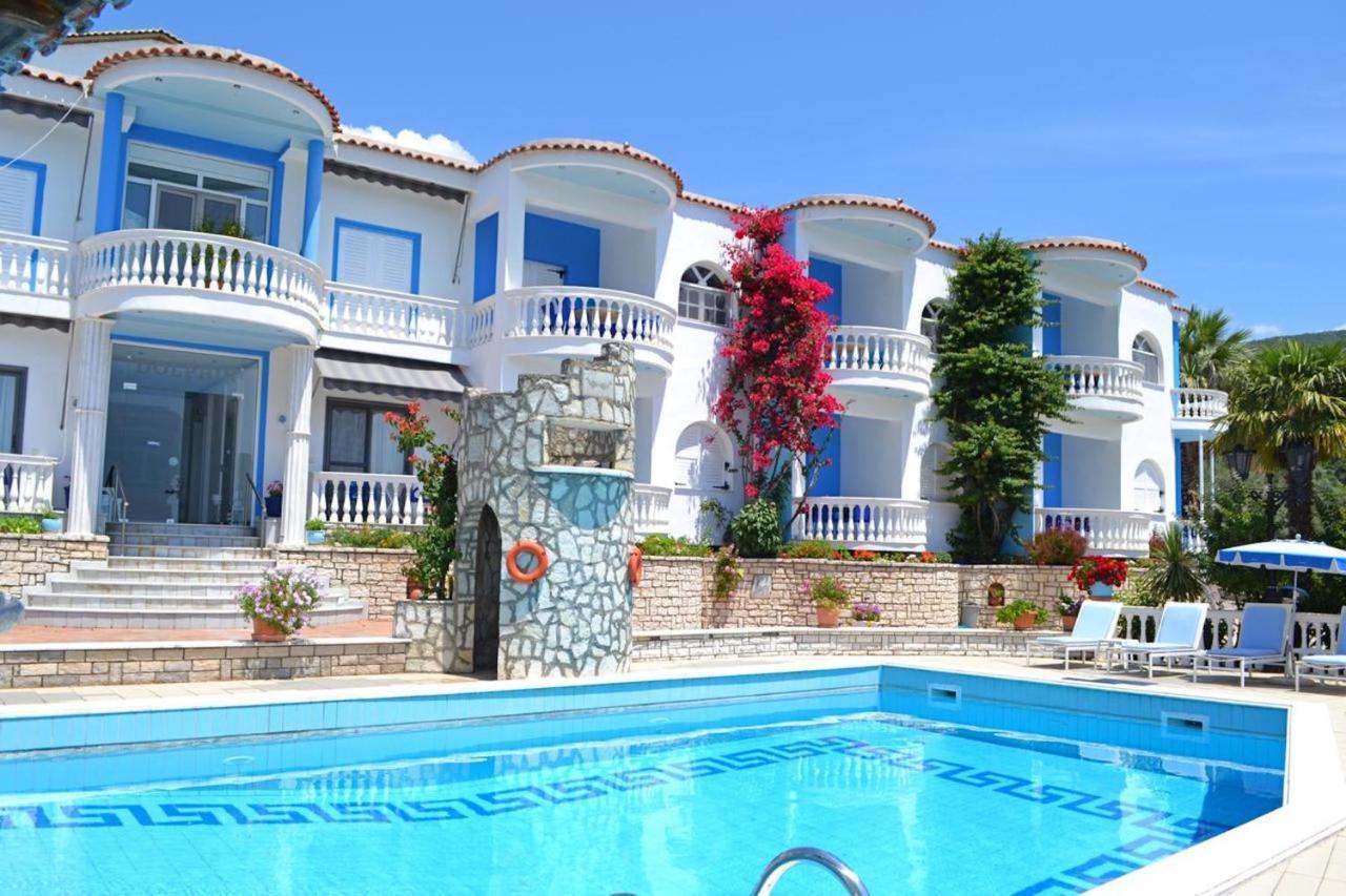 Dolphin Apartments Parga Exterior photo